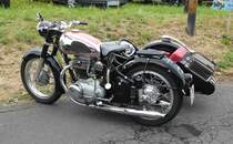 =Horex Regina 400 mit Seitenwagen, gesehen bei der Oldtimerausstellung in Uttrichshausen im Juli 2019