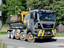 MAN Betontransporter von Eicher Transporte am 30.6.20 in Kiesen.