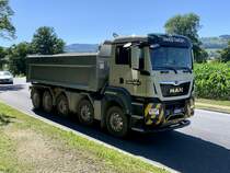 Ein MAN Kipper von Daepp Beton am 30.6.20 in Kiesen.