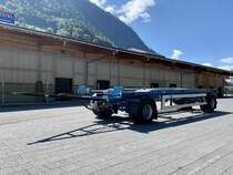 Leerer Containerhänger von von Allmen Transporte am 4.7.20 in Mülenen.