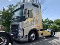 Volvo Zugmaschine von Volvo Truck Rental am 10.7.20 in Kerzers.