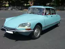 Citroen DS23 Pallas. Franzosentreffen an Mo´s Bikertreff in Krefeld am 11.07.2020.