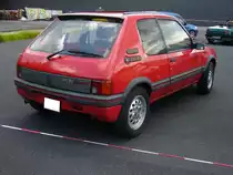 Heckansicht eines Peugeot 205GTI. Franzosentreffen an Mo´s Bikertreff in Krefeld am 11.07.2020.