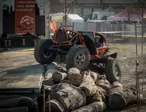 Mir unbekannter Geländewagen für  extrem offroaden . Foto: Automobil und Tuning Show, März 2019 in Budapest.