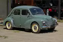 Diesr Renault 4 CV war mir am 13.07.2020 aufgefallen.