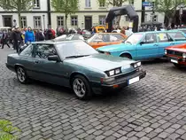 Mazda 929 GLX Coupe der Baureihe HB, gebaut von 1982 bis 1987. Mit diesem Modell zog 1982 der neue Japan-Schick in der oberen Mittelklasse ein. Der Wagen war mehr als üppig ausgestattet. In einigen Ländern konnte das Modell auch mit einem Wankelmotor geordert werden. In Deutschland allerdings nicht! Hier war das Modell ausschließlich mit einem Vierzylinderreihenmotor lieferbar, der aus einem Hubraum von 1998 cm³, wahlweise 101 PS oder 120 PS leistete. 12. Oldtimertreffen in Essen-Kettwig am 01.05.2019.