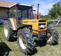 Allradschlepper Renault 681.4S aus den 1980er Jahren, Juli 2020