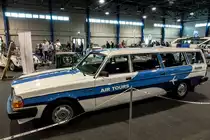Dieser Volvo 245 Transfer wurde bei der MALÉV (Hungarian Airlines) Air Tours eingestzt. Insgesamt wurden 280 Stück von dieser Untervariante produziert. Baujahr: 1983, Leistung: 120Ps. Foto: Oldtimersektion der Automobil und Tuning Show in Budapest, 2019
