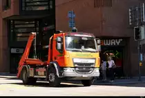 DAF Muldentransporter unterwegs in der Stadt Lugano am 2020.07.17