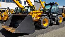 =JCB 541-70 Teleskoplader steht bei einem Händler in Burghaun, 04-2020