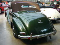 Heckansicht eines Mercedes Benz W187 220S Cabriolet A. Classic Remise Düsseldorf am 19.07.2020.