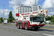 Liebherr Mobilkran von Kranservice M&S. Berlin im Juli 2020.