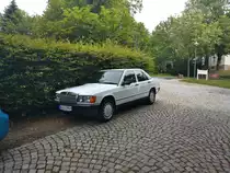 Mercedes 190 D am 28.07.2020 in Chemnitz Dresdner Straße fotografiert mit Nokia 3.2