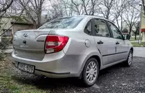 Lada Granta Sedan von hinten fotografiert in Februar 2020