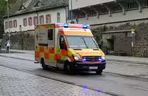 =MB Sprinter des BRK auf Einsatzfahrt in Lindau, 10-2019