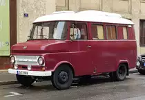 =Opel Blitz steht im Oktober 2019 im Hafengebiet von Lindau