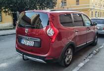 Dacia Lodgy (Rückansicht), gesehen in Februar 2020.
