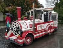 =Lindauer Strasseneisenbahn steht abfahrtbereit am Lindauer Hafen, 10-2019