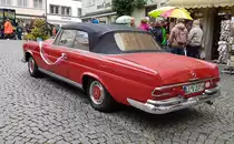 =MB Cabrio steht als Hochzeitskutsche in Lindau, 10-2019