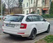 Rückansicht: Skoda Octavia Mk3 Combi gesehen in März, 2020.