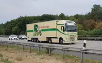 =Volvo-Sattelzug von AZ Kempen unterwegs auf der A 3, 08-2020