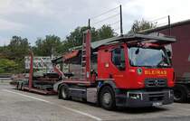 =Renault-Autotransporter der Spedition BLEIRAS steht auf einem Rastplatz an der A 3, 08-2020