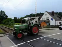 Fendt-Farmer2 FW139;im täglichen Arbeitseinsatz bei Harburg(Schwab);200814