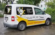 =VW Caddy von Elektro-HESS steht im August 2020 in Hünfeld