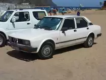 Profilansicht einer Alfa Romeo Alfetta Limousine, gebaut von 1972 bis 1984. Playa de Taganana/Teneriffa am 06.09.2020.