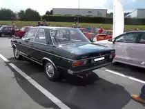 Heckansicht einer zweitürigen Audi 100 LS Limousine der Baureihe C1. Audi und NSU Treffen an der Motorworld Cologne im Jahr 2018.
