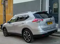 Rückansicht: Nissan X-Trail in Juni, 2020.