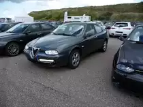 Für mich ein Klassiker der Zukunft, der Alfa Romeo 156 (Baureihe 932). Produziert wurde das Modell von 1997 bis 2005. Das Modell war mit etlichen Benzin- und Dieselmotoren lieferbar. Alfa Romeo Treffen in Zandvoort im Sommer 2018.