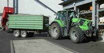 =Deutz-Fahr Agrotron 6165 bei der Getreideanlieferung auf dem Betriebshof der Raiffeisen-Warenzentrale in Hünfeld, Juli 2020