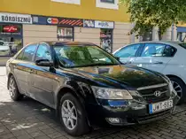 Hyundai Sonata NF, gesehen in Juli, 2020.