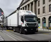 Iveco Sattelschlepper unterwegs in der Stadt Aarau am23.09.2020
