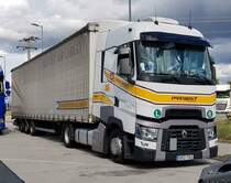 =Renault-Sattelzug von PREVOST AIR CARGO rastet im August 2020 an der A 3