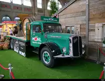 Saurer Oldtimer LKW mit Werbung im HB Zürich anlässlich der Züri-Wiesen 2020