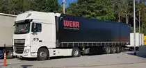 =DAF XF von MATTHIAS OTTO TRANSPORTE mit einem Mietauflieger der Firma WEKA, 08-2020