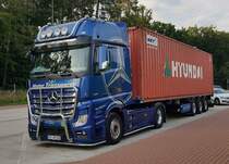 =MB Actros von NOHR-Transporte steht auf einem Rastplatz an der A 7