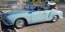 =Karmann Ghia steht auf einem Parkplatz in Petersberg, 10-2020