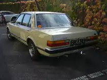 Heckansicht einer viertürigen Ford Granada MK2 Limousine. Besucherparkplatz der Düsseldorfer Classic Remise am 31.10.2020.