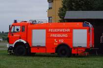 TLF der Freiburger Feuerwehr auf dem Flugplatzfest  100 Jahre Flugplatz Freiburg . 21.07.07