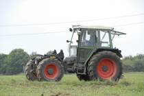 Fendt GT unterwegs auf einem Feldweg in der Gemarkung 36100 Petersberg-Böckels