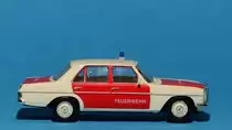 Feuerwehr Mercedes Benz 200/8 (W115), Brekina Modell 1:87 Aufnahme 06.11.2020