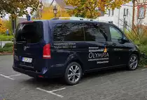 =MB V 220d vom Restaurant OLYMPIA steht im November 2020 in Hünfeld