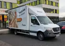 =MB Sprinter der Bäckerei HAPP steht zur Filialbelieferung in Fulda, 11-2020