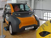 Dieses Elektroleichtfahrzeug ACM (Adaptive City Mobility) City eTaxi wurde im Jahr 2016 gebaut. (Verkehrszentrum des Deutschen Museums München, August 2020)