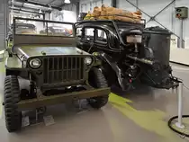Ein Willys MB Jeep GPW 1/4 T aus dem Jahr 1945, so gesehen Mitte August 2020 im Verkehrszentrum des Deutschen Museums München.