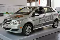 Die F-Cell Version auf Basis der Mercedes-Benz B-Klasse ist ein für Tests in Kleinserie gebautes Brennstoffzellenfahrzeug. (Verkehrszentrum des Deutschen Museums München, August 2020)