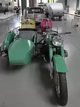 Eine Zündapp KS 601 mit Steib TR 500 Beiwagen asu dem Jahr 1955. (Verkehrszentrum des Deutschen Museums München, August 2020)